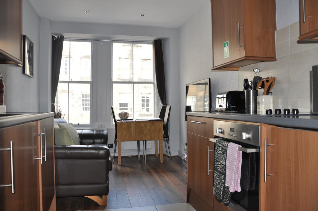 Stay Edinburgh City Apartments - Royal Mile Szoba fotó